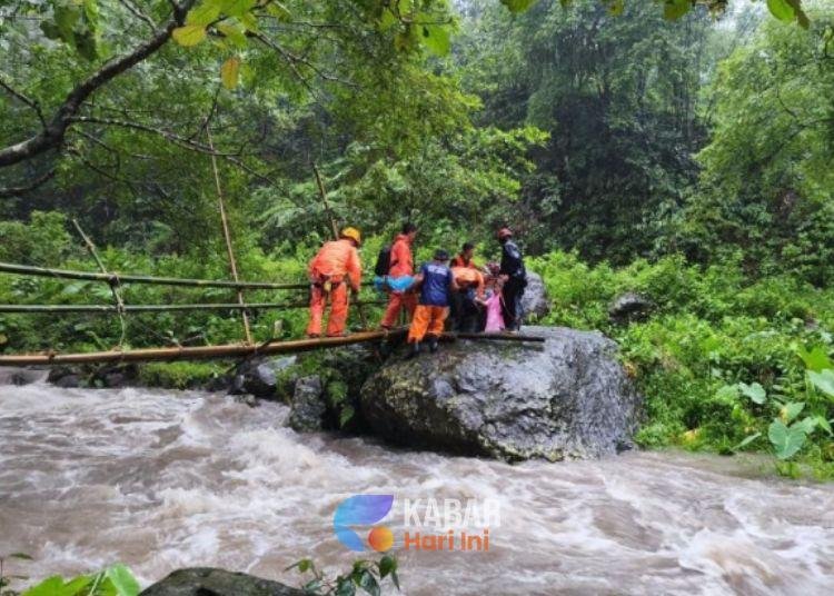 korban longsor jepara