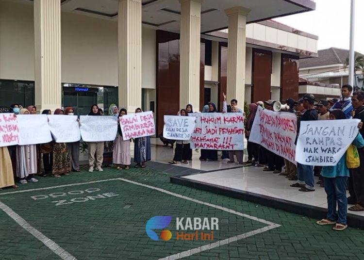 Awal Mula Kades Sambirejo Pati Jadi Tersangka Dugaan Penyerobotan Tanah, Kini Dinyatakan Bebas 1 demo