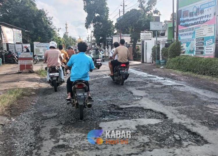 jalan rusak jepara