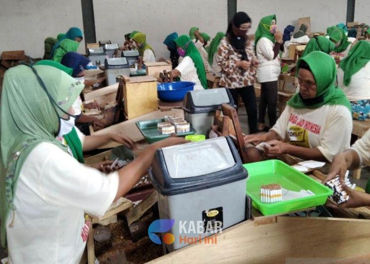 Cegah Konflik Industrial, DPRD Pati Ingatkan Perusahaan Beri Hak-Hak Pekerja 1 Cegah Konflik Industrial DPRD Pati Ingatkan Perusahaan Beri Hak Hak Pekerja