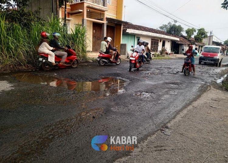 Rawan Kecelakaan, Dewan Dorong Jalan Pati-Rembang Diperbaiki 1 Rawan Kecelakaan Dewan Dorong Jalan Pati Rembang Diperbaiki