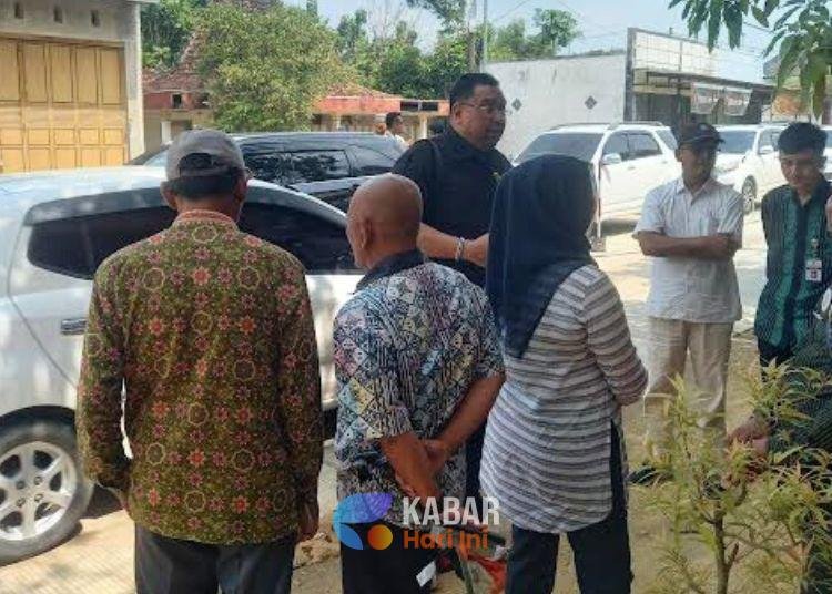 Warga Wadul ke DPRD Pati Soal Sistem Drainase Buruk di Tambakromo 1 Warga Wadul ke DPRD Pati Soal Sistem Drainase Buruk di Tambakromo