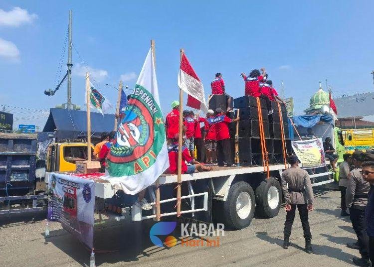 Demo ODOL di Semarang, Sopir Truk Minta Perlindungan dari Aksi Premanisme 1 odol 1